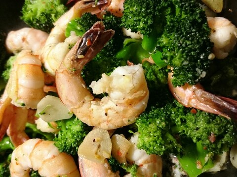 ストウブde エビとブロッコリーのアンチョビソテー レシピ 作り方 By Mamichin555 楽天レシピ